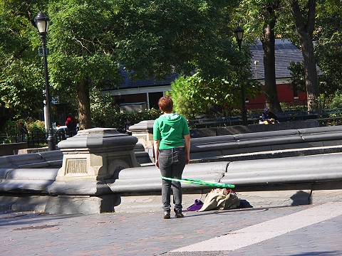 NY-Washington_Square_Park-Hula_Hoop-03.JPG