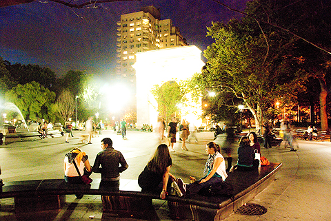 NY_Washington_Square-People_Watching_at_Night05.jpg
