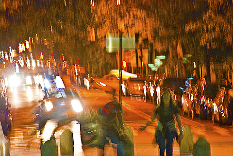 NY_Washington_Square-People_Watching_at_Night16.jpg