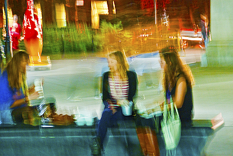 NY_Washington_Square-People_Watching_at_Night20.jpg
