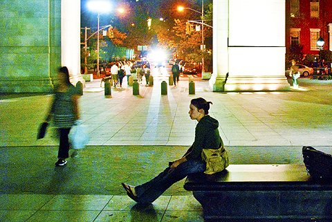 NY_Washington_Square-People_Watching_at_Night26.jpg