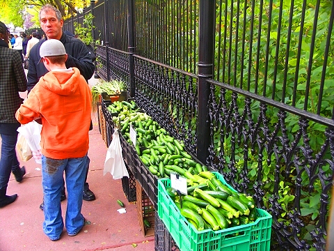 NY-Washinton_Square_Park-Greenmarket-2.JPG
