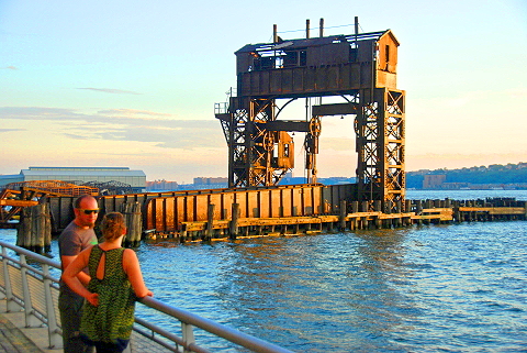 NY-West_70th_Street_Pier-03.JPG