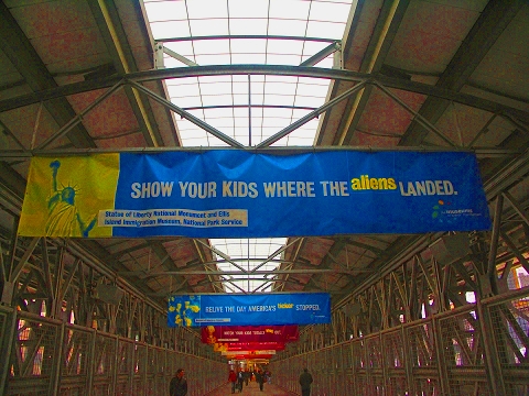 NY-West_Ave_Pedestrian_Bridge_Banners-1.JPG