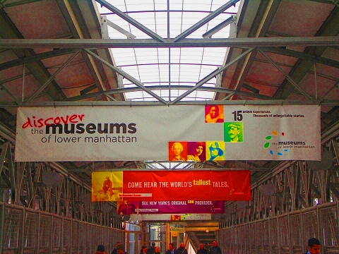 NY-West_Ave_Pedestrian_Bridge_Banners-5.JPG