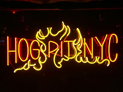 NY-West_Greenwich_Village-Hogs_Pit_NYC.JPG