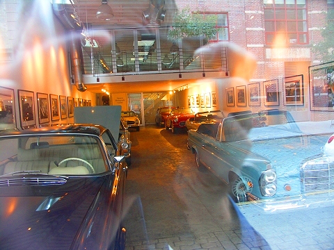 NY-West_Greenwich_Village-Storefronts_and_Signs-03.JPG