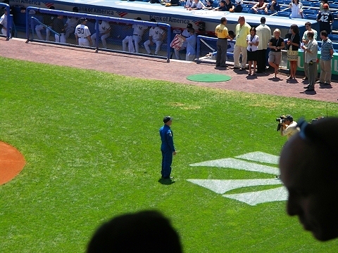 NY-Yankee-Stadium-Dr-Garret_Reisman-NASA-Astronaut-3.JPG