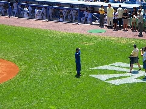 NY-Yankee-Stadium-Dr-Garret_Reisman-NASA-Astronaut-4.JPG