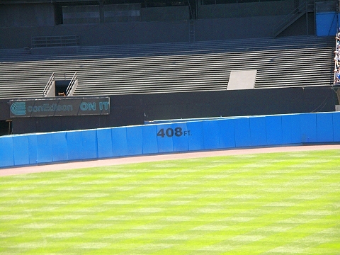 NY-Yankee_Stadium-Sunday_at_the_Park13.JPG