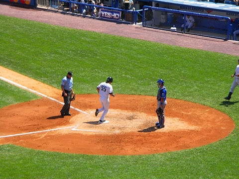 NY-Yankees-Hideki_Matsui-100th_Home_Run-07.JPG