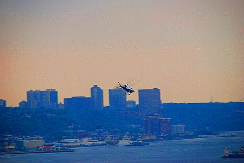 NYPD-Search_and_Rescue_Helicopter_Boat_Divers-W79th_Boat_Basin-03.JPG