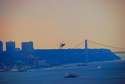 NYPD-Search_and_Rescue_Helicopter_Boat_Divers-W79th_Boat_Basin-07.JPG