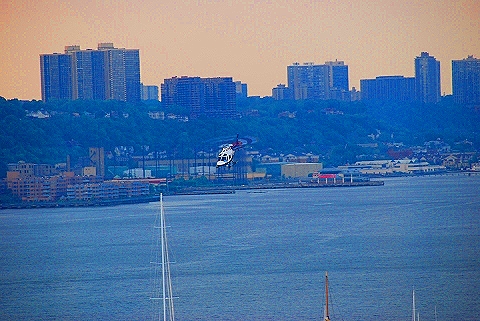 NYPD-Search_and_Rescue_Helicopter_Boat_Divers-W79th_Boat_Basin-10.JPG